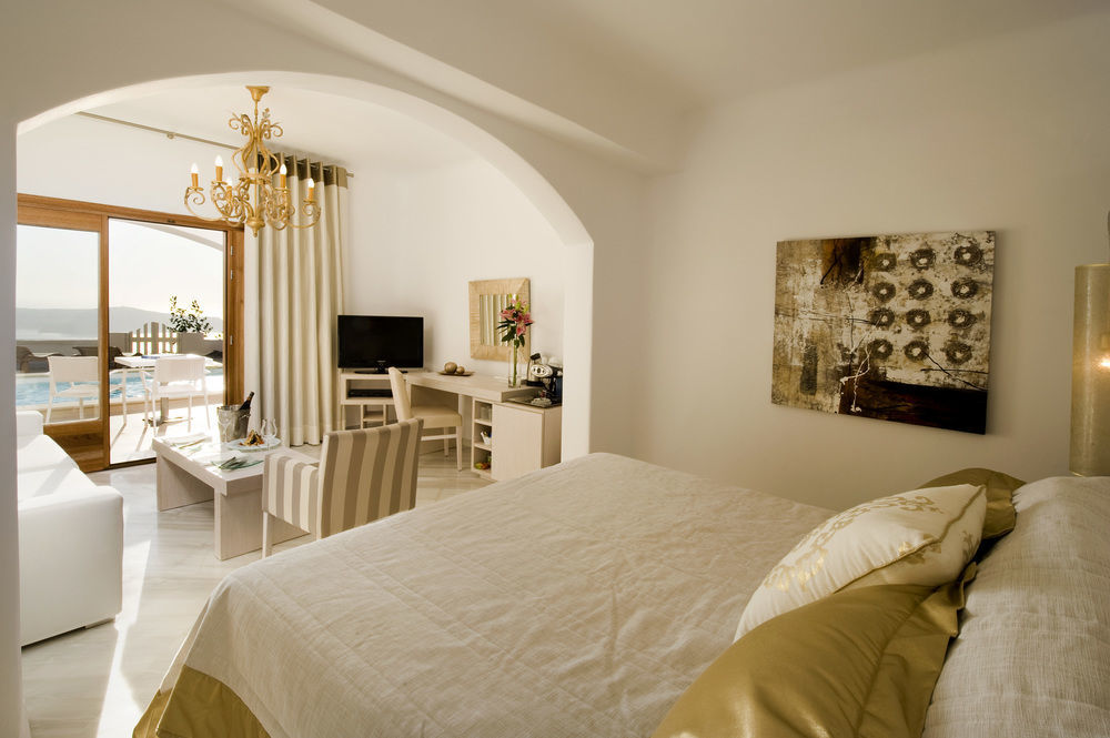 Gold Suites - Small Luxury Hotels Of The World Imerovígli Buitenkant foto